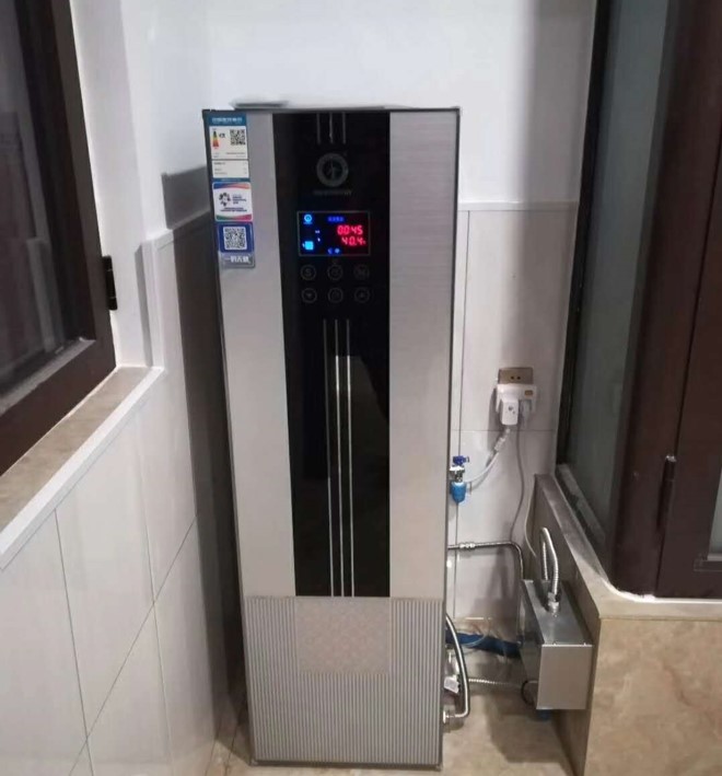 九五至尊VI老品牌空气能热水器